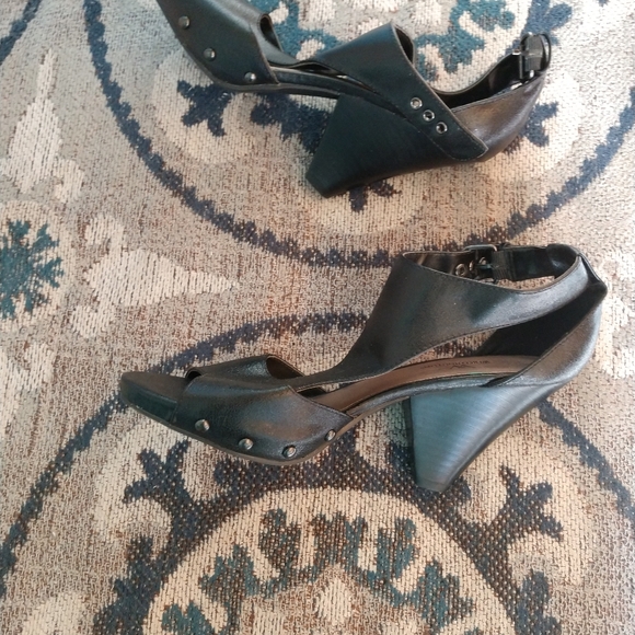 Shoes - Picture 2 of 2